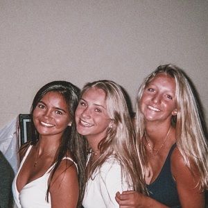 Meet your Posher, Charlotte